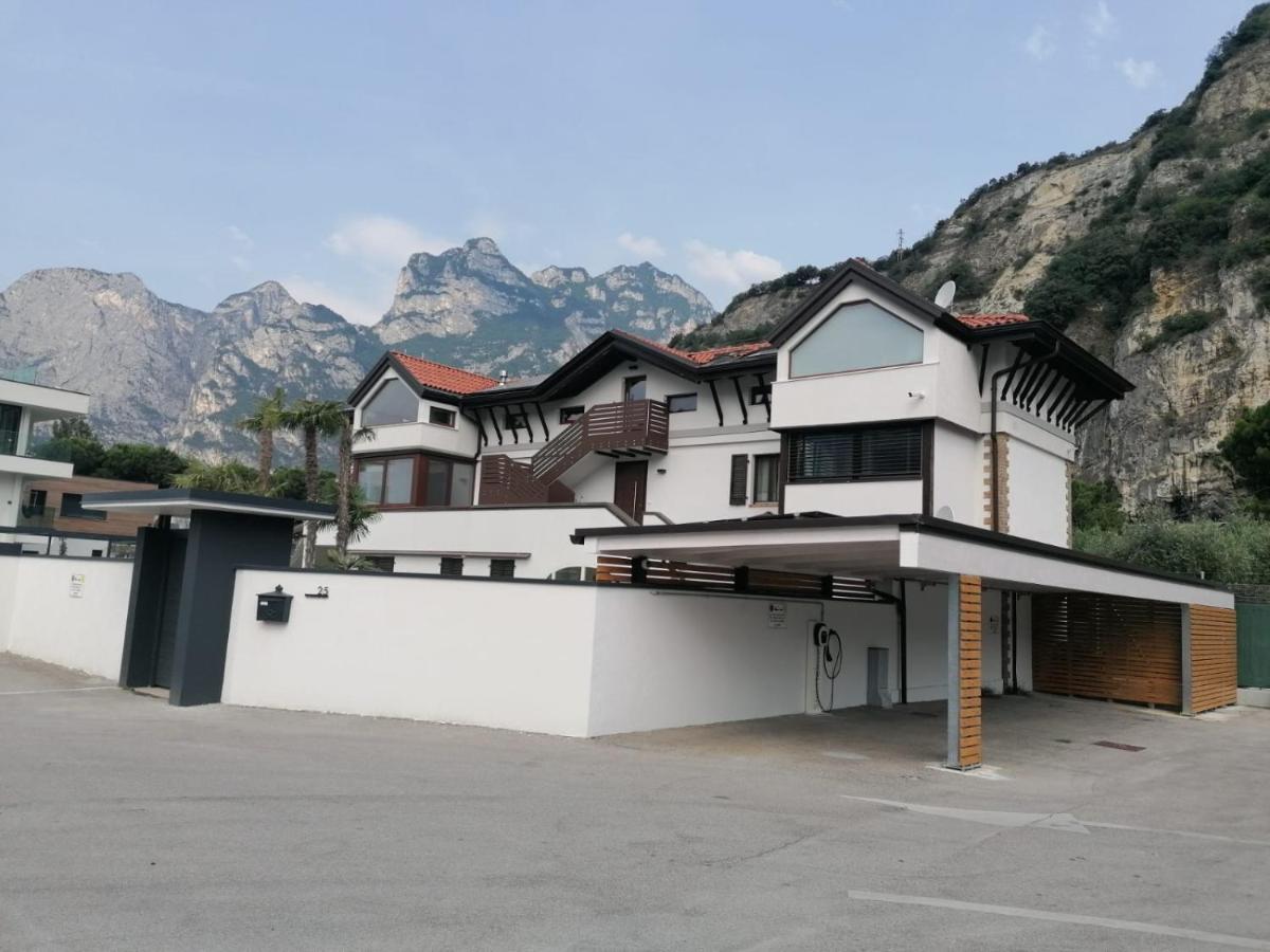 Torbole Lake Front 托尔博莱 外观 照片