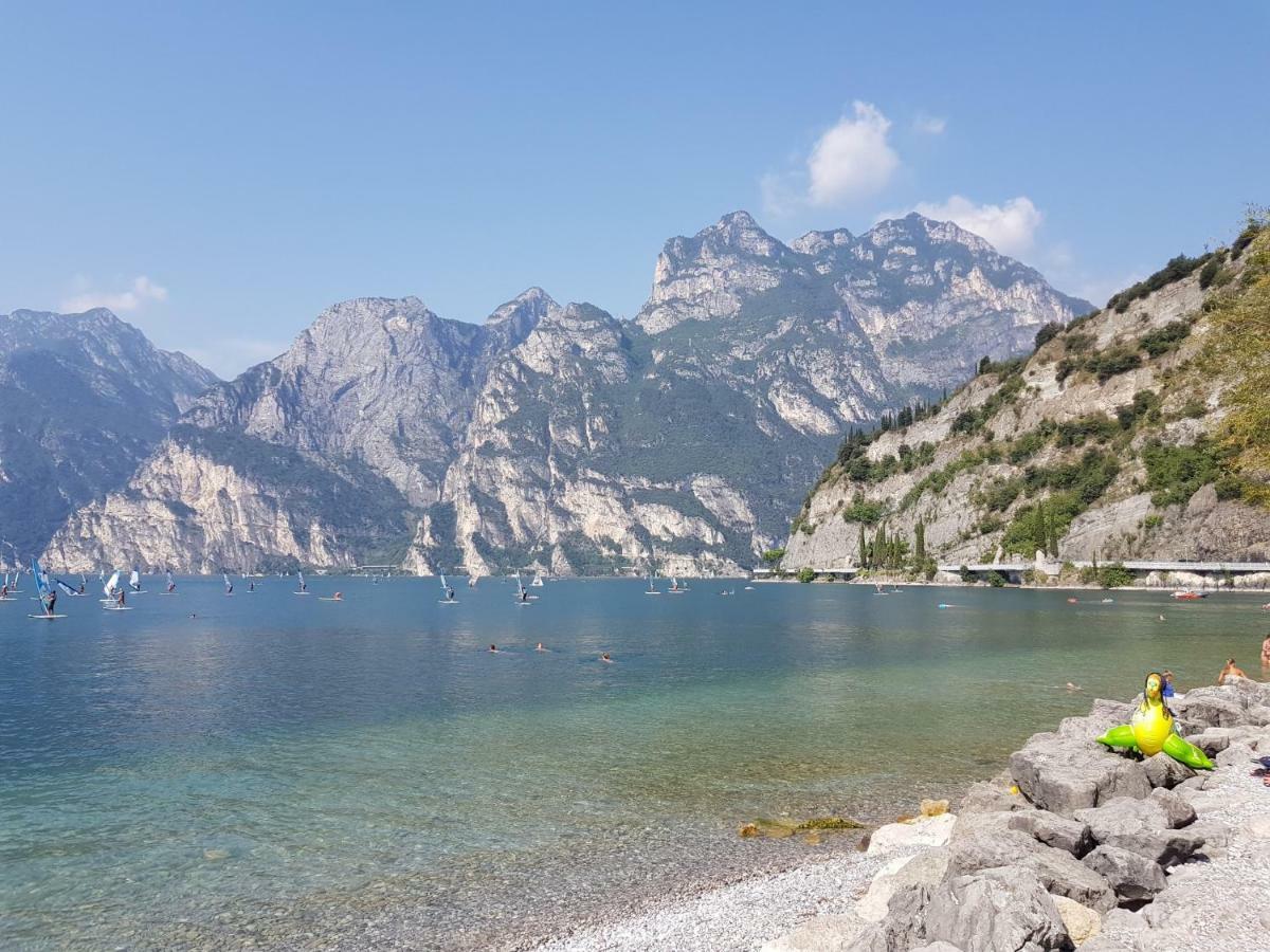 Torbole Lake Front 托尔博莱 外观 照片